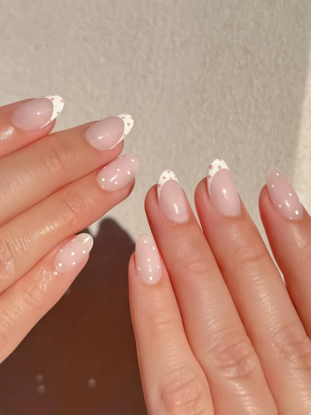Soft sweet girl era 💖
#nail #nailsinspo #classynails #sweetgirl #nailart