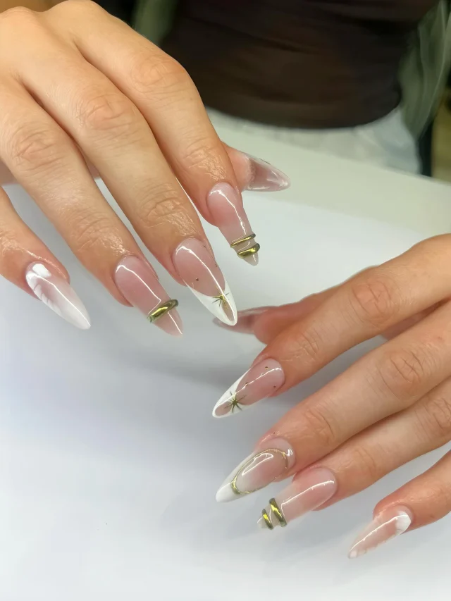 Warning: this set will have people staring at your hands all day 😌✨
#nailinspo #nailsart #aesthetic #slay #luxurynails